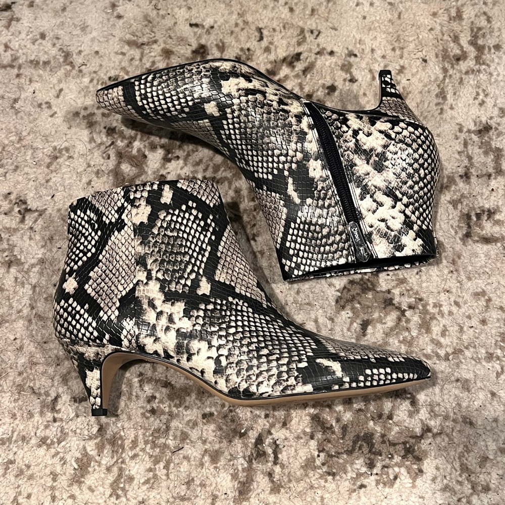 Circus by Sam Edelman Black and Cream Snakeskin Kitten Heel Ankle Boots
